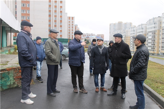 В юго-западной части города Чебоксары рабочая группа осмотрела содержание и состояние территории