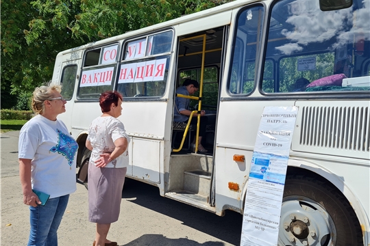 Руководство Новочебоксарска сделало прививку от COVID -19