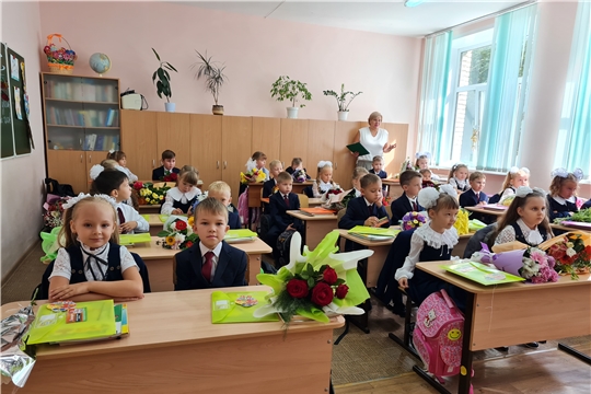 Более 15 тысяч учащихся пошли 1 сентября в образовательные учреждения Новочебоксарска