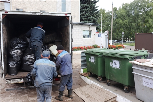 Технические отходы с баз электрических сетей и водопроводно-канализационного хозяйства отвезли на переработку