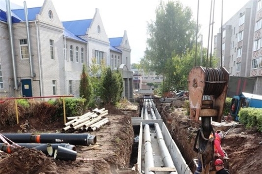 Продолжается реконструкция подземных тепловых сетей вдоль ул. Винокурова и в Ивановском микрорайоне