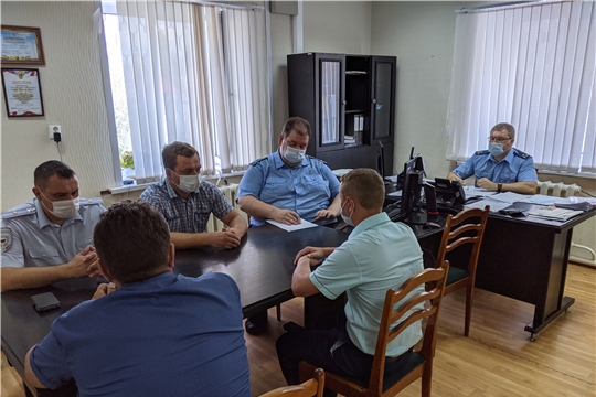Прокурор Порецкого района провел заседание межведомственной рабочей группы по вопросам соблюдения законодательства в сфере жилищно-коммунального хозяйства