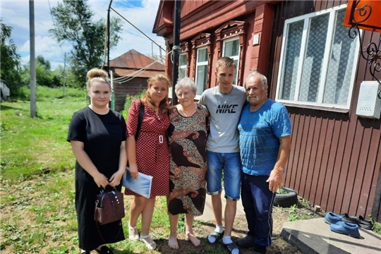 Посетили приемные семьи Порецкого района