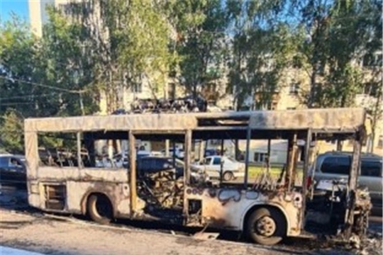 СУ СК России по Чувашии по факту возгорания пассажирского автобуса в городе Чебоксары организовано проведение доследственной проверки