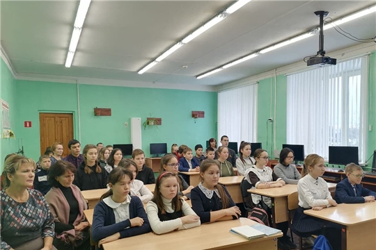 В рамках "Дня правовой помощи детям" состоялся круглый стол в Алгашинской СОШ