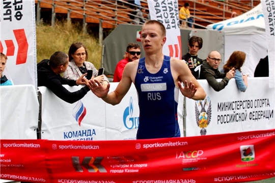 Кирилл Скрябин – победитель, Роман Минеев – серебряный призер первенства России по триатлону