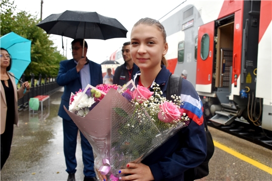 Встреча серебряного призера юношеского первенства Европы по настольному теннису Анастасии Ивановой