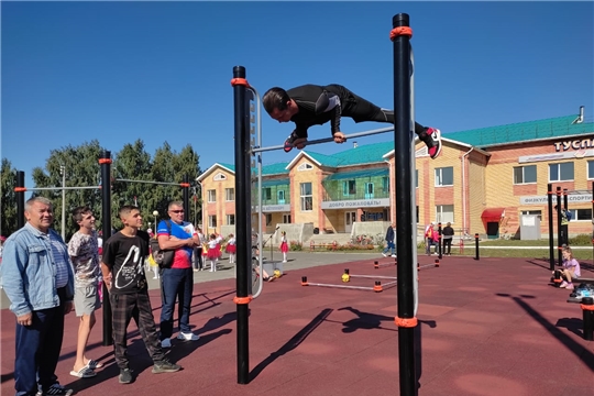 В центре Шемуршинского района Чувашии по федеральному проекту «Спорт – норма жизни» открылась новая спортивная площадка