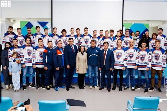 Перед началом сезона хоккейный клуб «Чебоксары» провёл встречу с болельщиками