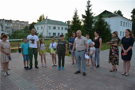 В п. Вурнары состоялась акция «Свеча памяти»