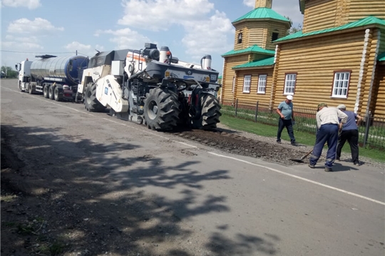 Продолжается ремонт автомобильной дороги "Яльчики - Новые Шимкусы"