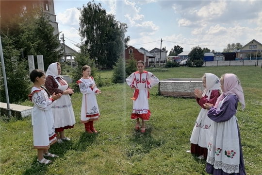 Фольклорный праздник «Петровские гуляния» (Питрав) в Новошимкусском СДК