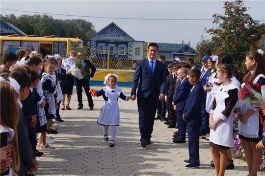 Праздник Первого звонка в МБОУ "Кошки-Куликеевская СОШ"