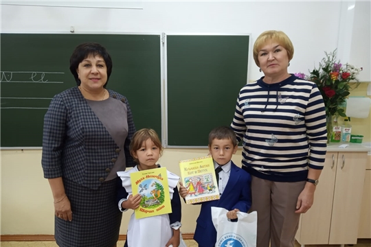 Акция «Помоги пойти учиться» продолжается