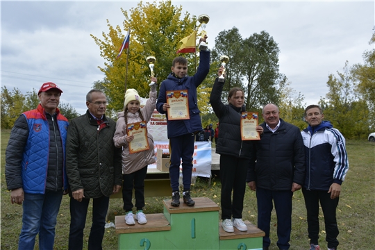 В селе Лащ-Таяба состоялся открытый чемпионат Яльчикского района по легкой атлетике памяти заслуженного тренера Чувашии Петра Самсонова
