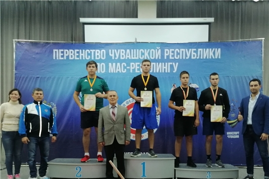 Александр Константинов и Семен Львов заняли вторые места в первенстве Чувашии по мас-рестлингу