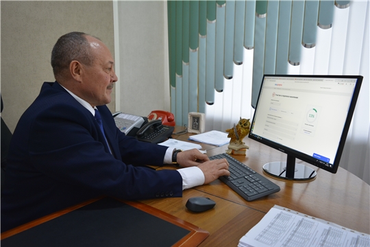 Глава администрации Яльчикского района Леонард Левый принял участие во Всероссийской переписи населения