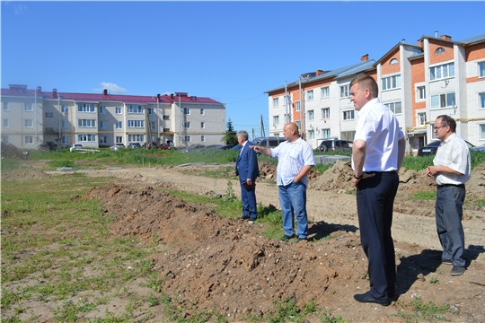 Реализация проекта «Формирование комфортной городской среды» в Янтиковском районе на контроле у главы администрации