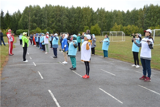 Скандинавская ходьба с "Серебряными" волонтерами