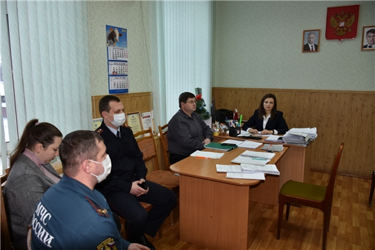 Состоялось заседание комиссии по делам несовершеннолетних и защите их прав администрации Алатырского района