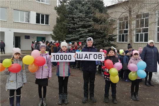 Жители Алатырского района приняли участие во Всероссийской акции «10000 шагов к жизни»