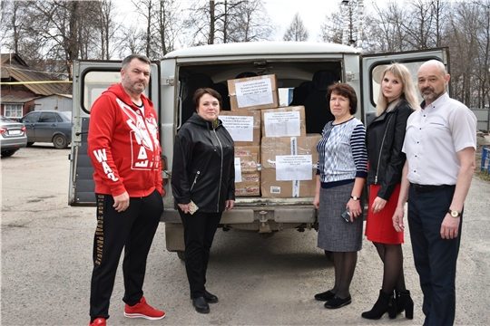Из Алатырского района отправилась четвертая партия гуманитарной помощи для беженцев из Донбасса и Луганска