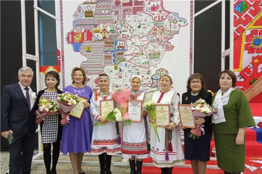 Мастера Аликовского района приняли участие на Дне чувашской вышивки