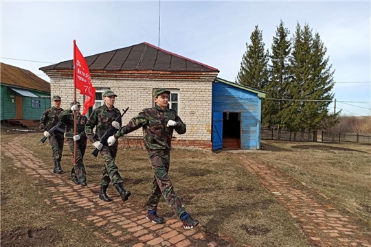 В Аликовском районе проходит патриотическая акция «Часовой у Знамени Победы».