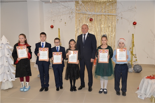 Новогоднее театрализованное представление «Чудеса в новогоднем лесу» для одаренных детей Батыревского района