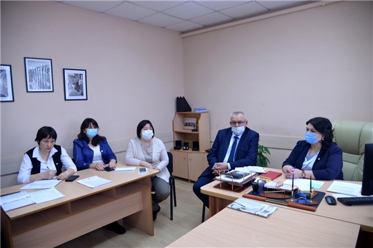 Внеочередное заседание районного Оперативного штаба по предупреждению распространения коронавирусной инфекции