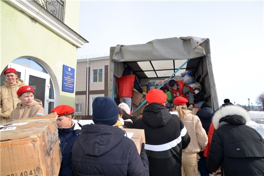Отправлена вторая партия гуманитарной помощи для беженцев, прибывших с территорий ДНР и ЛНР