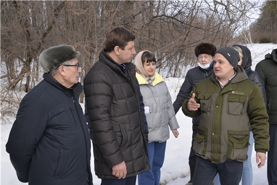 Состоялось выездное заседание постоянной комиссии Чебоксарского городского Собрания депутатов по экологии и охране окружающей среды в Чебоксарский ботанический сад и тепличный комплекс АО «Зеленстрой»