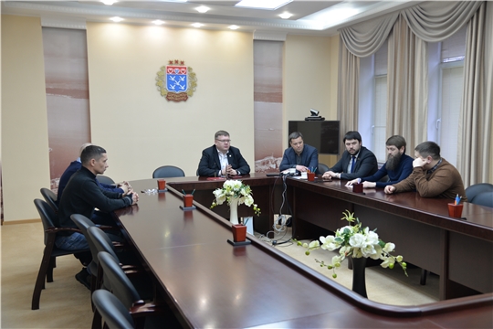 Глава города Чебоксары Олег Кортунов провел встречу с жителями посёлка Южный по вопросу строительства церкви