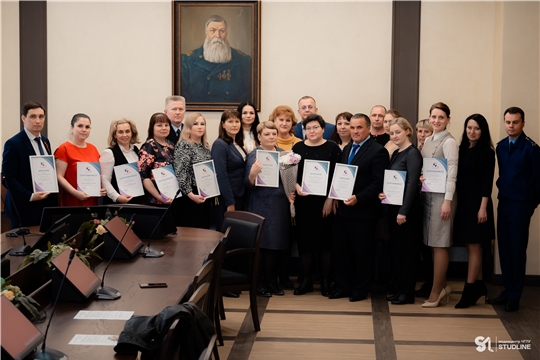 Состоялась церемония награждения победителей республиканского конкурса «Лучший общественный воспитатель несовершеннолетних Чувашской Республики 2021 года»