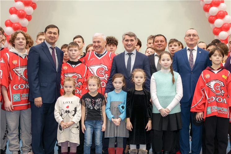 «Ҫитес икӗ ҫулта Чӑваш Енре  икӗ хоккей центрӗ хута кайĕ», – тенĕ Чăваш Ен Пуҫлăхĕ