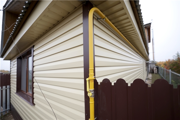 «Ҫурт-йӗре  «кăвак ҫулăмпа»  тивĕҫтерессинче ҫăмăллăхсемпе усă куракан граждансене май килнӗ таран пулӑшмалла», - тесе каланă Чăваш Ен Пуҫлăхĕ