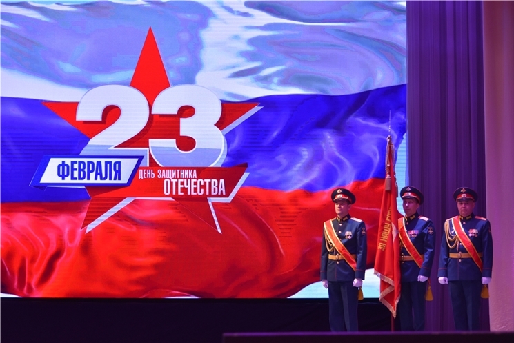 Чăваш Республикин Пуçлăхĕ Олег Николаев Тӑван ҫӗршыв хӳтӗлевҫин кунӗ ячӗпе саламлани