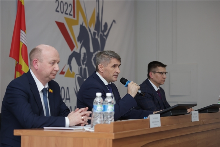 «Канаш груз турттарма логистика хабĕ пулма пултарать», –  тенĕ Олег Николаев