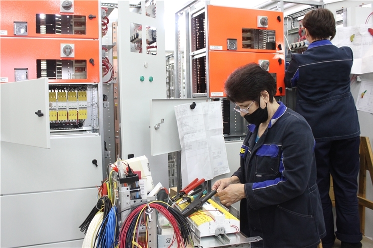 Чӑваш Ен Пуҫлӑхӗ ӗҫпе тивӗҫтермешкӗн предприятисене кирлĕ специалистсене хӑвӑртрах хатӗрлеме сӗннĕ