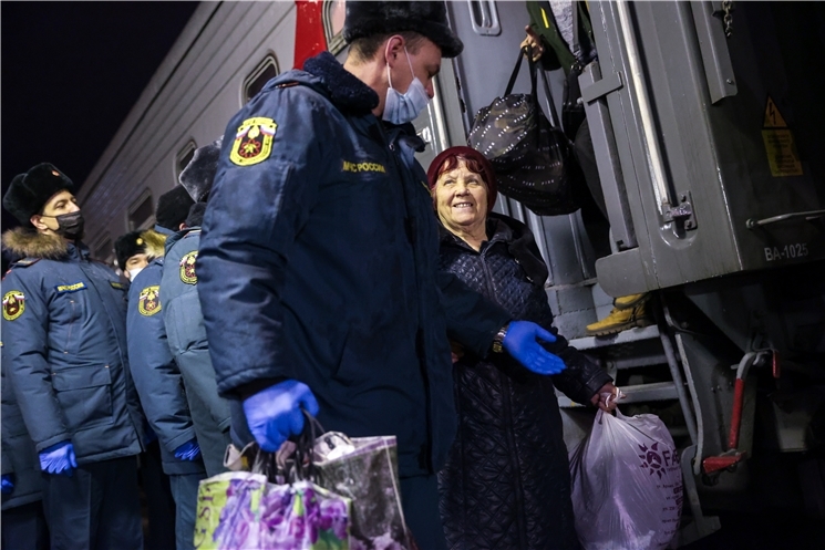 Паян Чӑваш Ене Донбасран иккӗмӗш ушкӑнпа 446 çын килсе çитнĕ