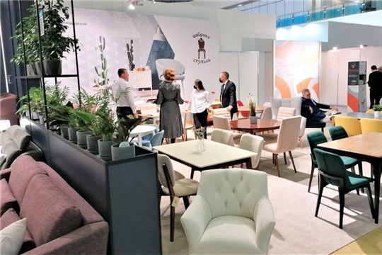 Две компании из Чувашии представляют свою продукцию на международной выставке «Мебель-2021»