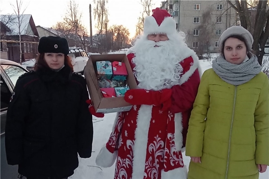 В городе проходит всероссийская акция "Полицейский Дед Мороз"