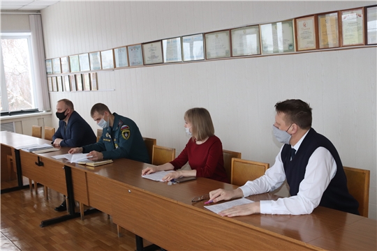 В администрации города Алатыря состоялось заседание антитеррористической комиссии