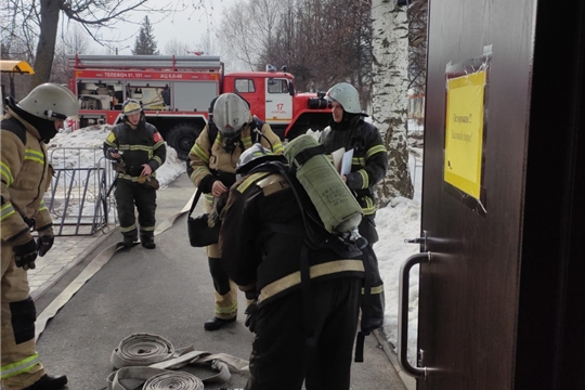 Учения спасателей в Алатырской детской школе искусств