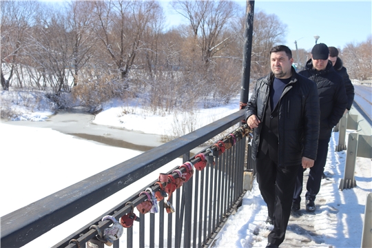 Глава администрации города Алатыря Д.В. Трифонов оценил ситуацию на реках Сура и Алатырь