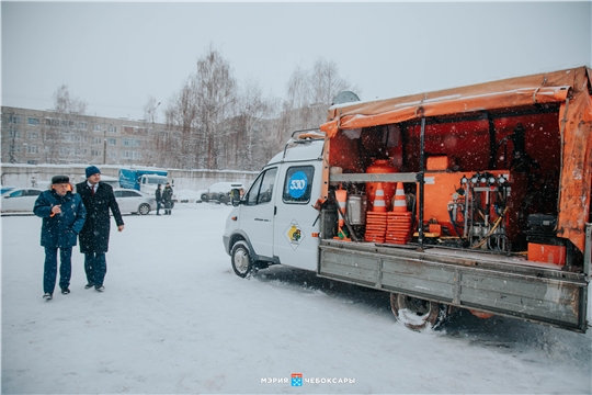 Черные стойки дорожных знаков в Чебоксарах заменят долговечными оцинкованными