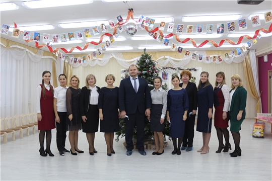 Глава администрации Денис Спирин ознакомился с работой столичных дошкольных учреждений