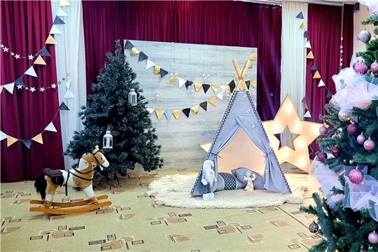 В детских садах города Чебоксары идет активная подготовка к новогодним утренникам