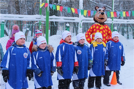 «Мы выбираем спорт!»: в рамках реализации муниципального проекта воспитанники детских садов приобщаются к зимним видам спорта