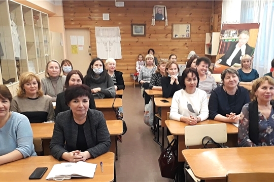Столичные педагоги родного языка стали участниками семинара
